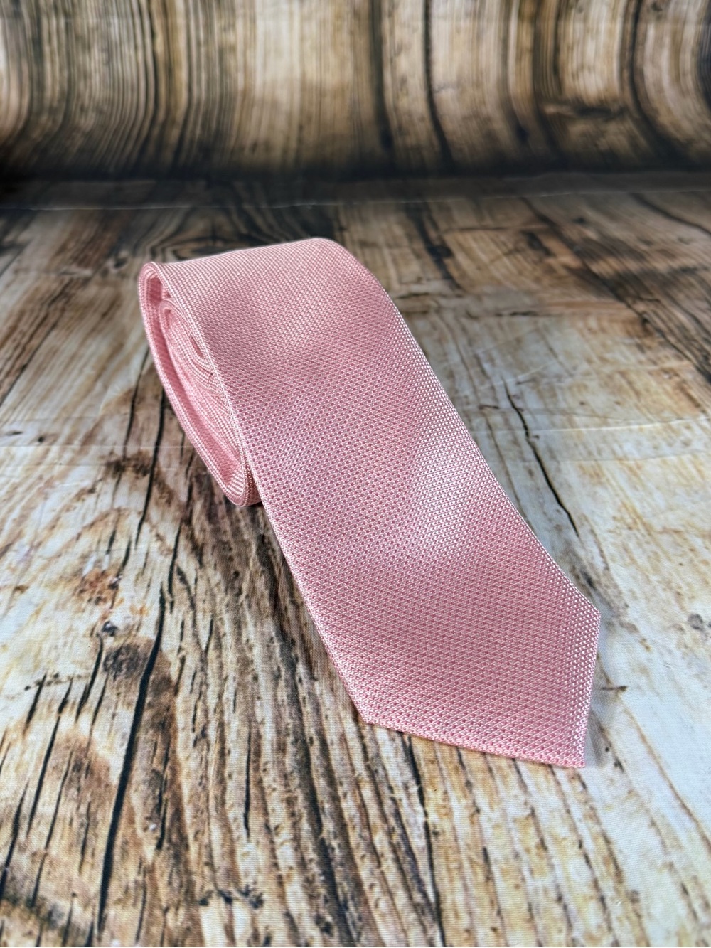 Michael Kors Men’s Neck Tie Blush Light Pink 100% Silk 60” X 3” Woven Texture